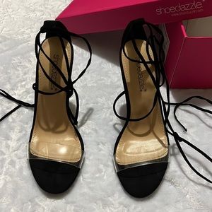 CUTE AF Lace Up High Heels !